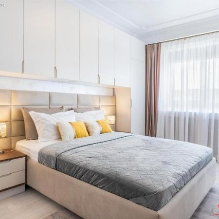 Apartament Ghimbav_Rk Eksteriør billede